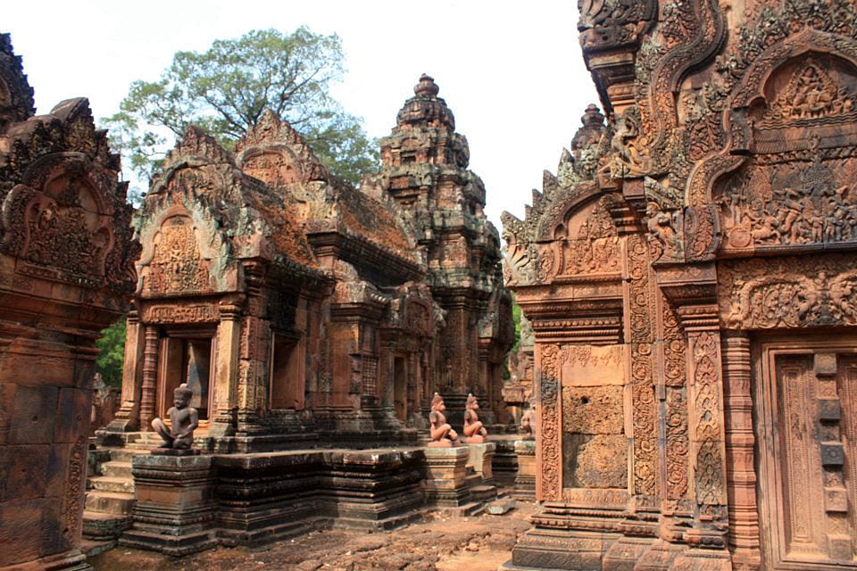 MEMORABLE ANGKOR FAMILY TOUR