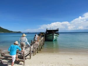 ONE DAY HOI AN TOUR TO CHAM ISLAND 