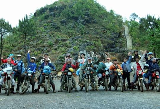 Hoian motorbike tours to Hue via DMZ and Khe Sanh