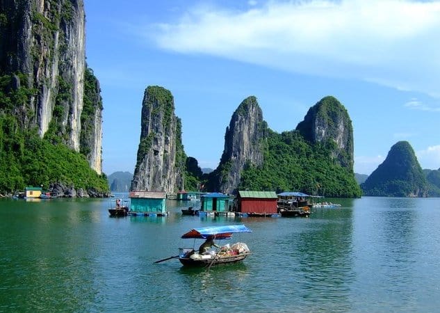 LOW BUDGET VIETNAM TOUR OF INSPIRATIONS