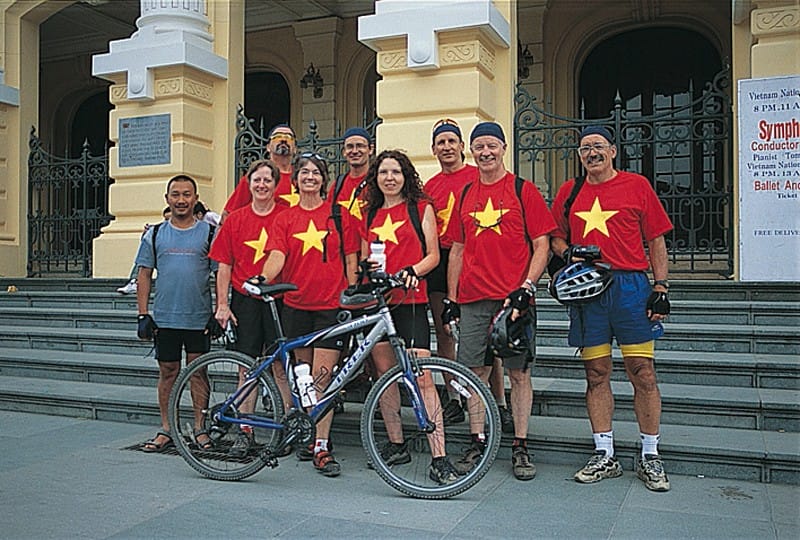 AMAZING VIETNAM NORTHWEST BIKING TOUR TO SAPA