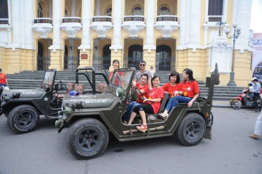 Hanoi city tour with jeep - Vietnam jeep tours