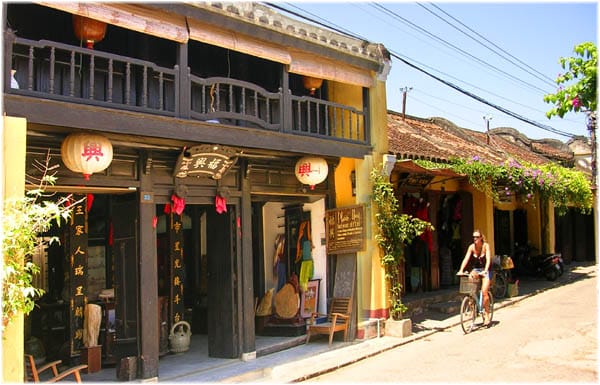 ESSENTIAL INDOCHINA FAMILY TOUR