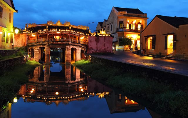 14-Day Vietnam and Laos Tour In Focus