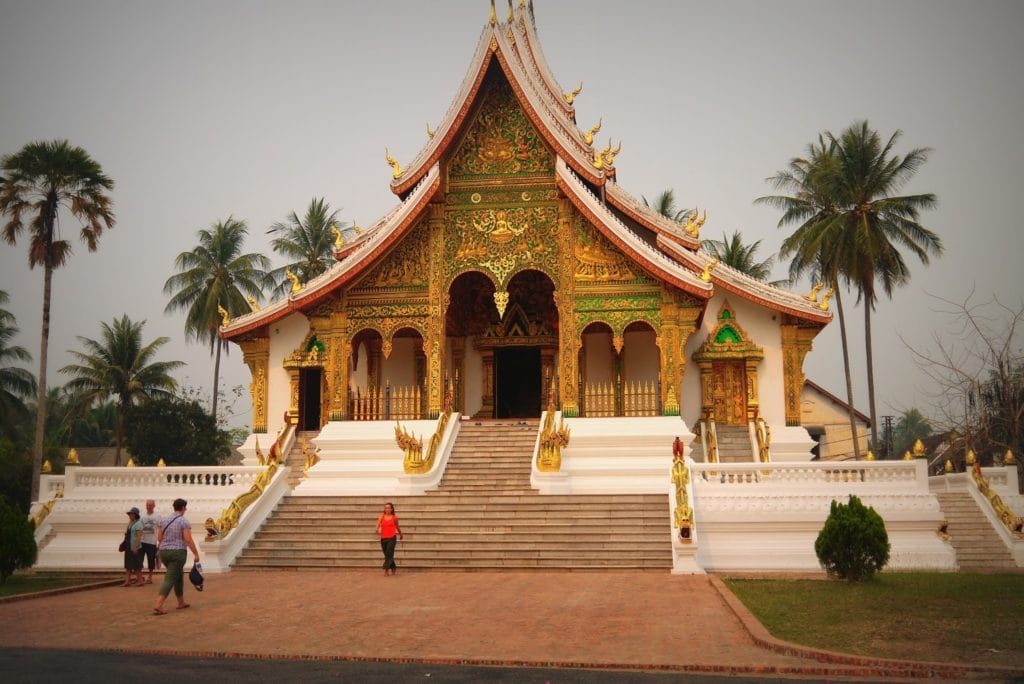 HONEYMOON TOUR FROM LUANG PRABANG TO VIENTIANE