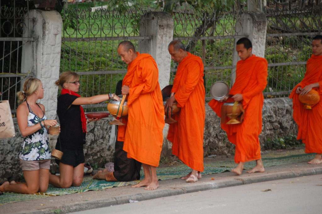 ESSENCE OF LAOS NORTHERN CRUISE TRIP