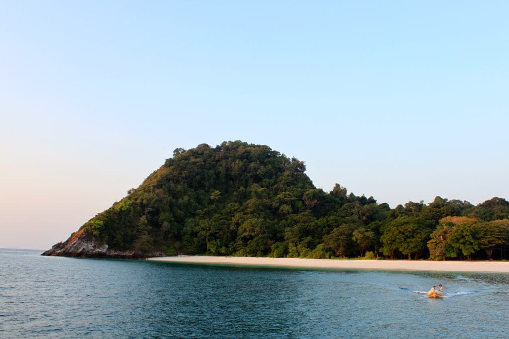 MYEIK LIVEABOARD CRUISE EXPEDITION