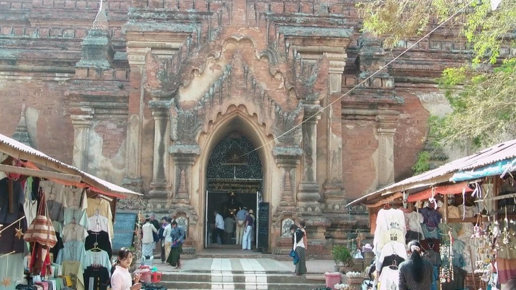 MYANMAR TOUR FOR ESCAPES