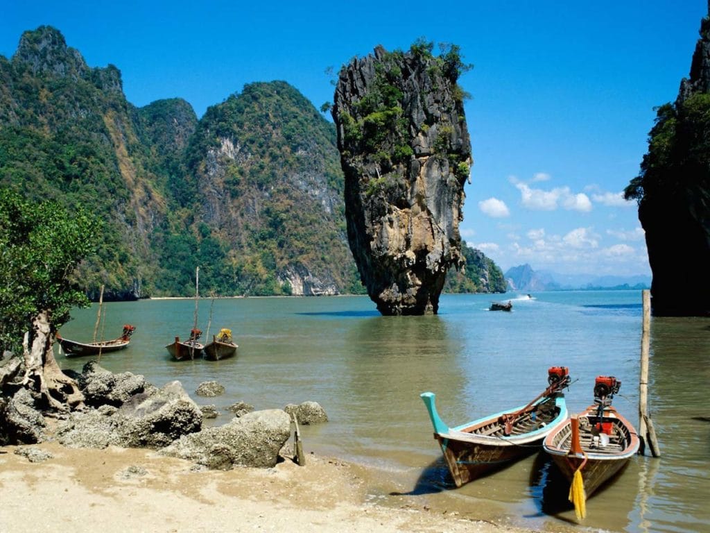 PHUKET BEACH TOUR TO PHI PHI AND PHANG NGA ISLANDS