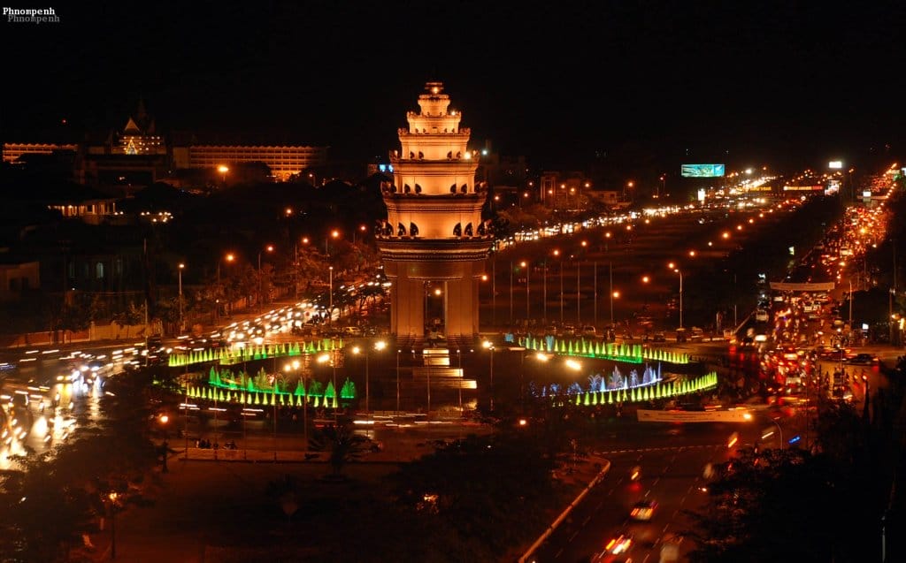 PHNOM PENH CYCLING TOUR TO ANGKOR WAT