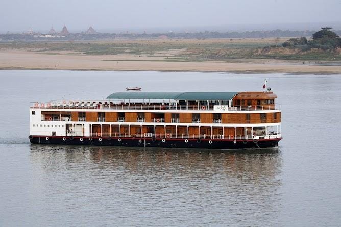ESSENTIAL CRUISE TOUR FROM MANDALAY TO BAGAN