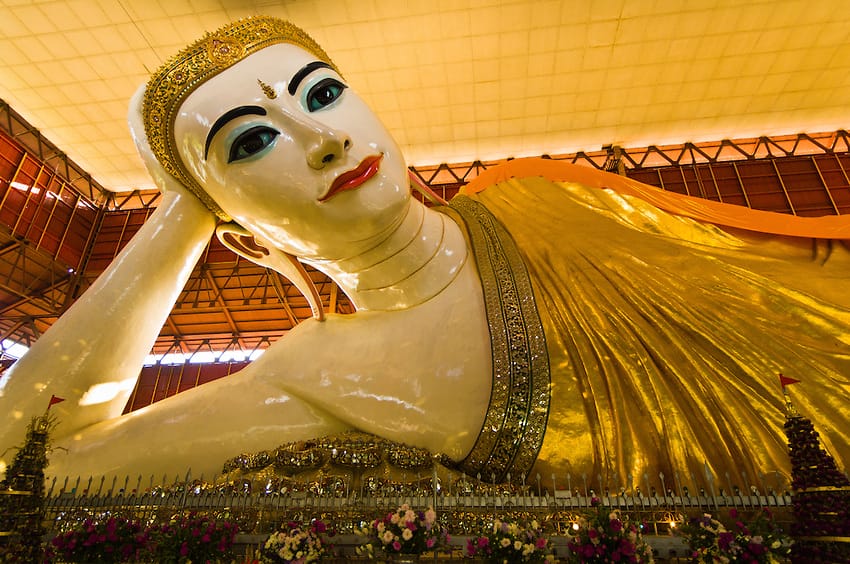 ESSENCES OF MYANMAR TOUR