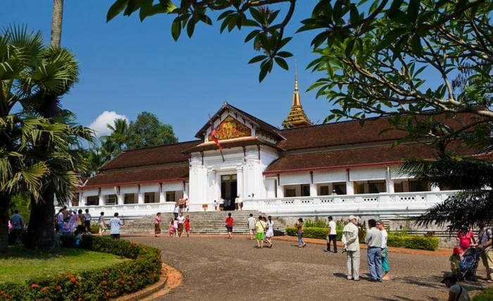 FULL DAY LUANG PRABANG CITY TOUR