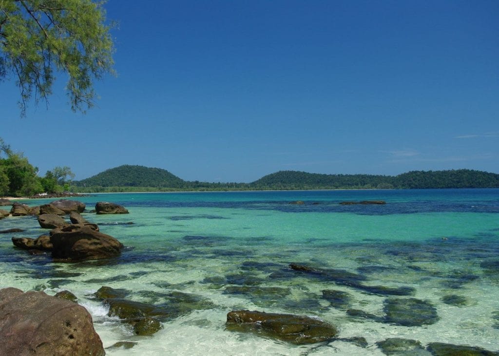 CAMBODIA TOUR OF SHRINES & SHORES