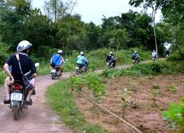 Hue motorbike cycle tours to Tam Giang Lagoon - Vietnam Central motorbike tours