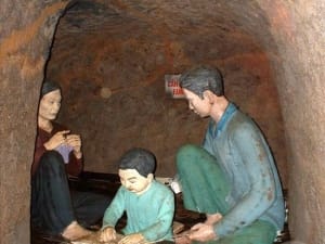 HUE TOUR TO VINH MOC TUNNELS AND PHONG NHA CAVE