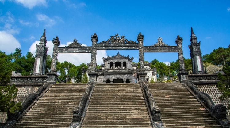 GRAND VIETNAM ADVENTURE TOUR FROM SOUTH TO NORTH