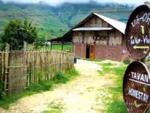 SAPA HOMESTAY TREKKING TOUR TO LAO CHAI, TA VAN, BAN HO