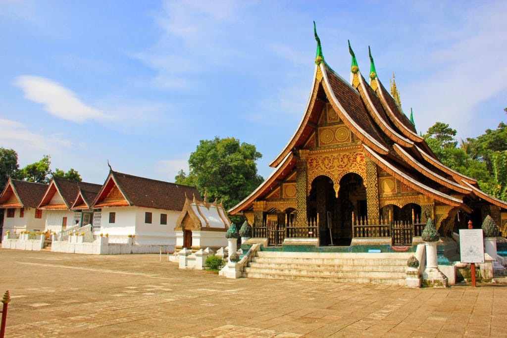 LAOS CRUISE TRIP FROM GOLDEN TRIANGLE TO LUANG PRABANG