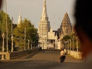 RV Jayavarman Upstream Cruise Tour from Saigon to Siem Reap