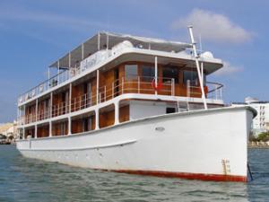 L'Amant Upstream Cruise Tour from Saigon to Phnom Penh