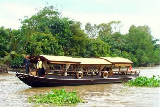 Authentic Mekong Cruise Tours from Cai Be to Long Xuyen _ Mekong River tours
