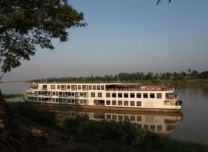 RV Amalotus Upstream Cruise Trip from Saigon to Siemreap