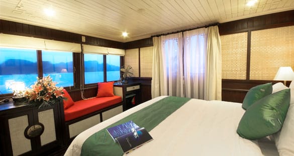 Three Days Halong Bay Discovery with Bhaya Classic Cruise