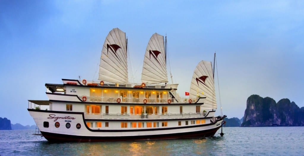 Halong Signature Luxury Cruise Tour - 3 Days / 2 Nights