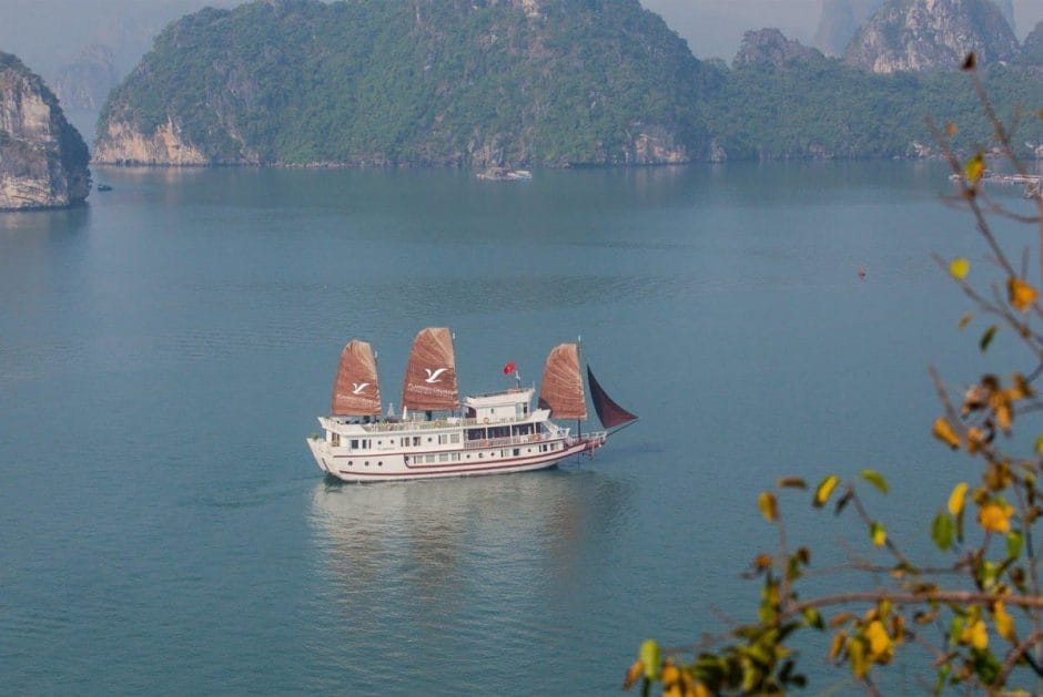 4-DAYS SPECIAL PACKAGE TOUR WITH FLAMINGO CRUISE