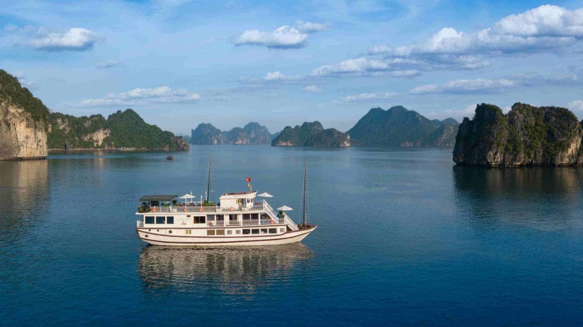 Northern Vietnam Classic Honeymoon Tour