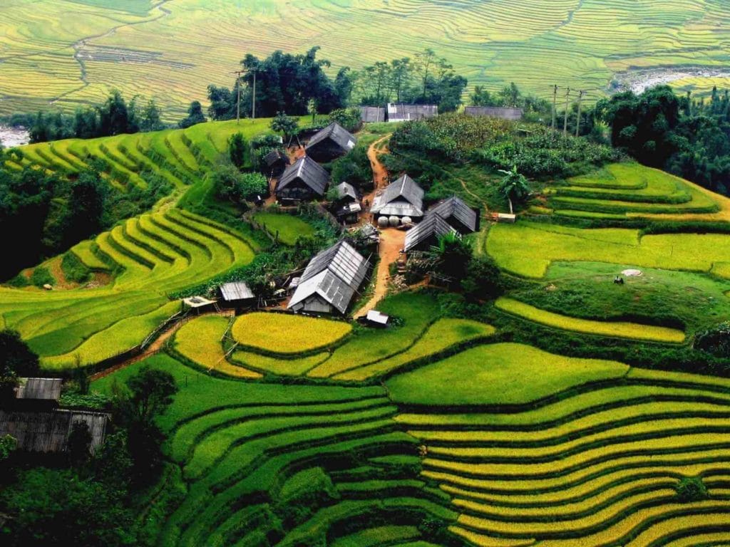 Sapa Group Tour to Ta Van Village