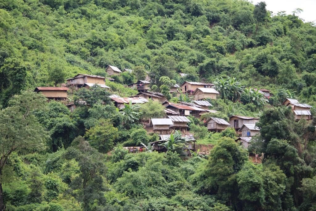 One Day Private Boat Cruise Tour from Huay Xai to Luang Prabang