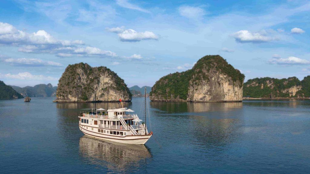 In-depth Vietnam Discovery Tour - 13 Days