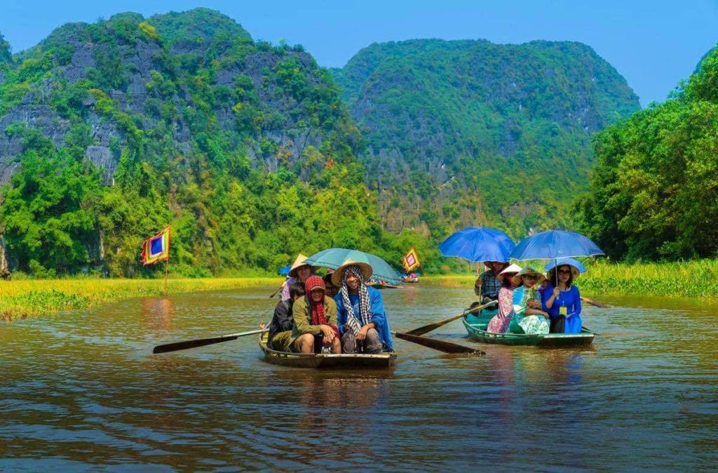 One Day Ninh Binh Group Tour to Bai Dinh – Trang An  – Mua Cave