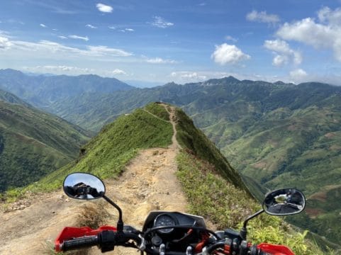Vietnam Dirt Bike Tour to Ta Xua - Tram Tau - Nghia Lo