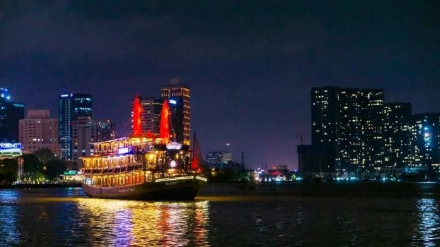 Saigon Water Bus - Dinner Cruise with Landmark 81 Tower, Bitexco Financial Tower