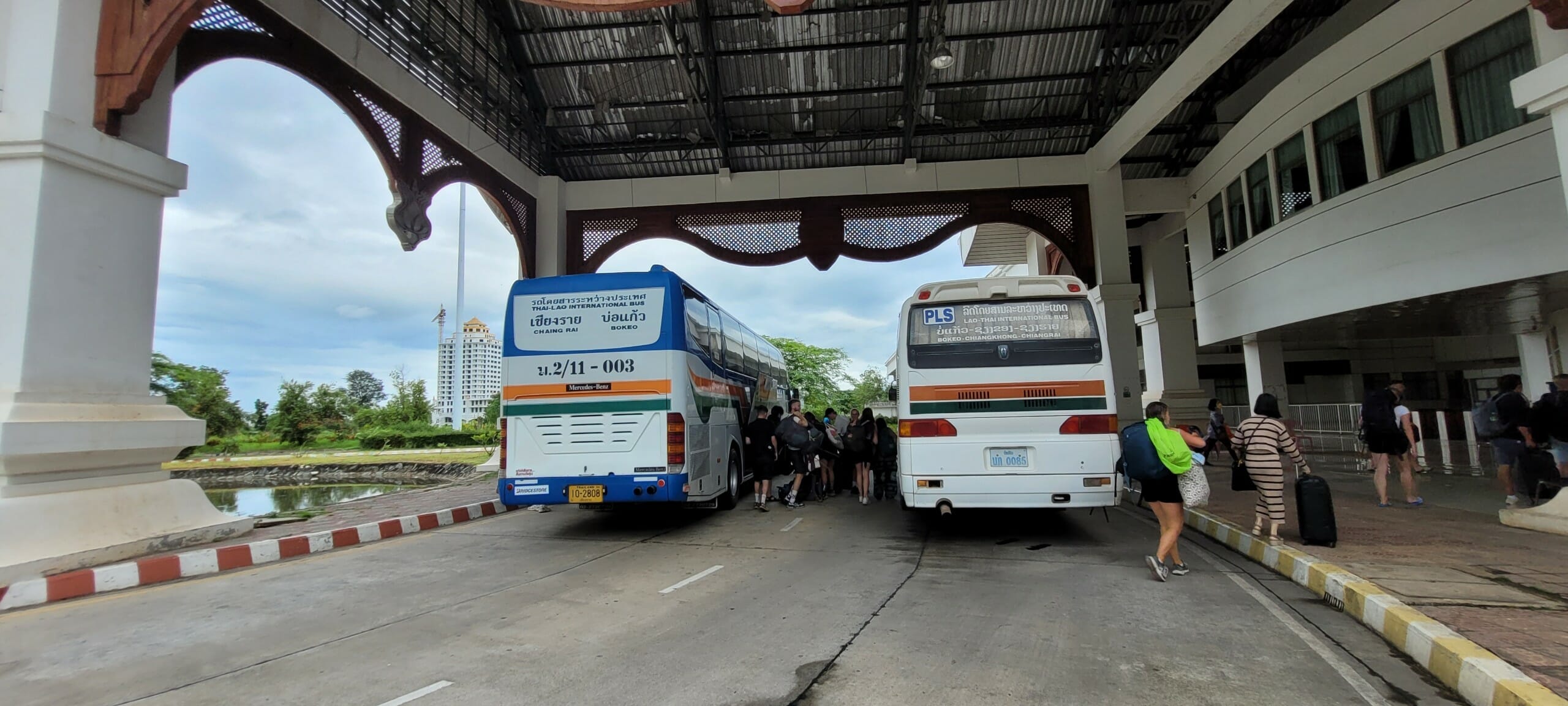 Bus-From-Chiang-Mai-to-Chiang-Khong All you need to know about the Mekong River Cruise Tour from Chiang Mai to Luang Prabang