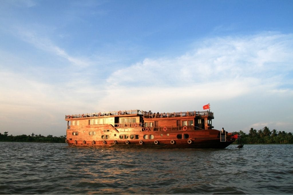 Why You Should Take Mekong Delta Cruise Tour To Can Tho And Cai Be?