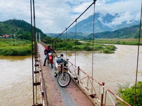 Riding through Than Uyen, Mu Cang Chai, Phu Yen, Ta Xua, Tram Tau, and Suoi Giang, you'll be treated to diverse scenery and the authentic charm of Vietnam.