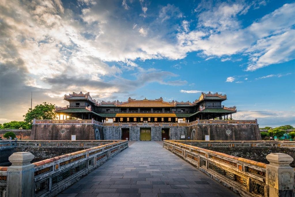 hue-imperial-gate-1024x683 Stunning Hoi An and Da Nang Tour With Ba Na Hills