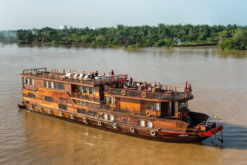 Mekong-Eyes-River-Cruise-Tours-from-Can-Tho-Phnom-Penh-2-1024x682 What Can You See Along the Mekong River from Can Tho to Phnom Penh