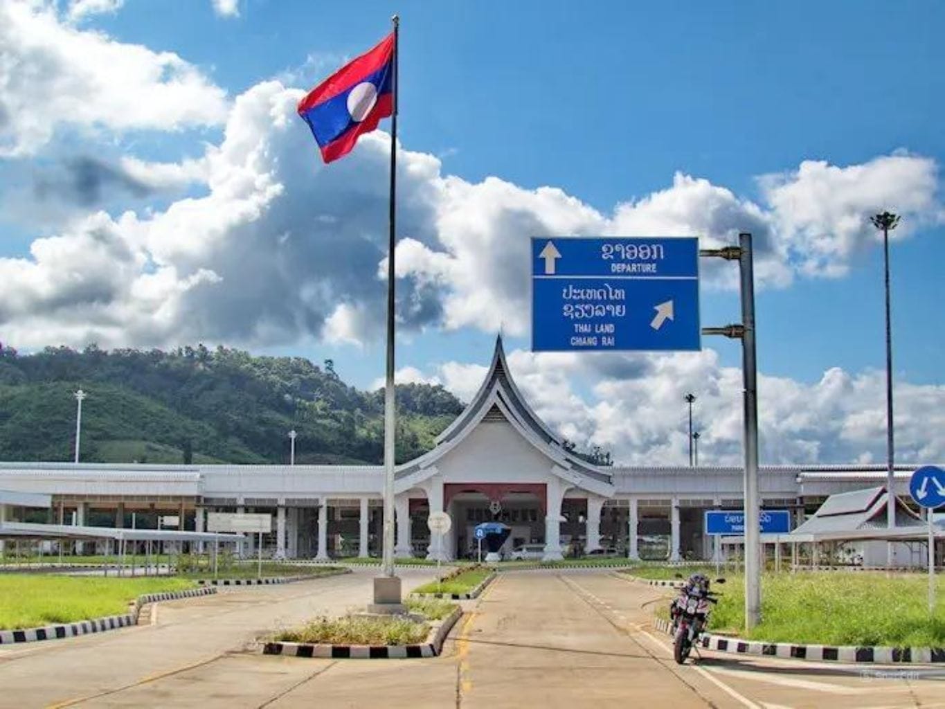 chiang-khong-border-checkpoint-1 How to Get to the Border Checkpoint Between Thailand & Laos from Chiang Khong