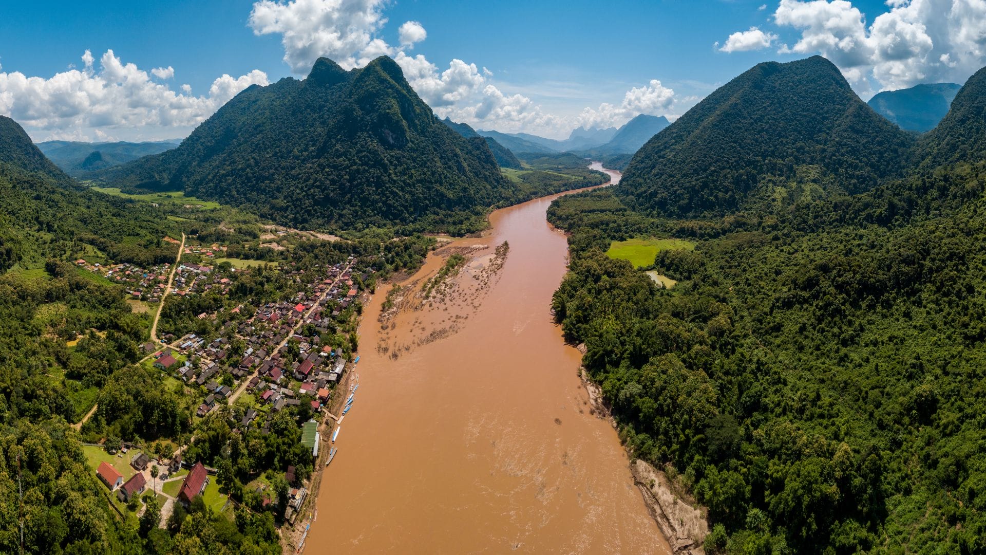 what-is-the-best-time-to-visit-thailand-and-laos-for-tours What is the Best Time to Visit Thailand and Laos for Tours?