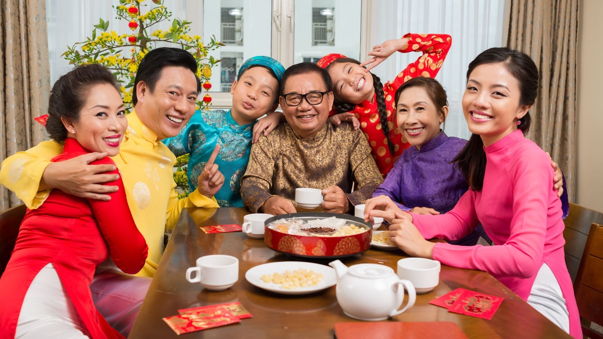 why-do-viet-kieu-visit-vietnam-during-tet-1 Must-See Local Events During Tet: Experience the Magic of Lunar New Year in Vietnam