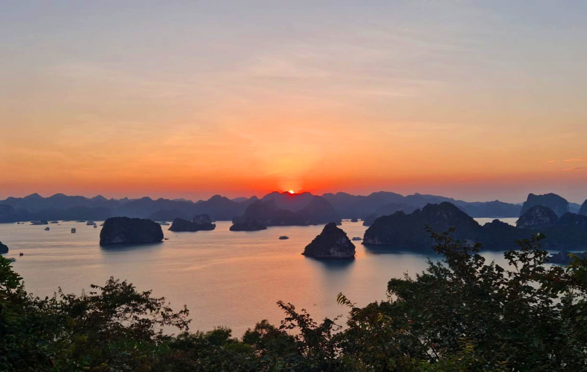 halong-bay-tour How to Combine Sapa with Other Northern Vietnam Attractions