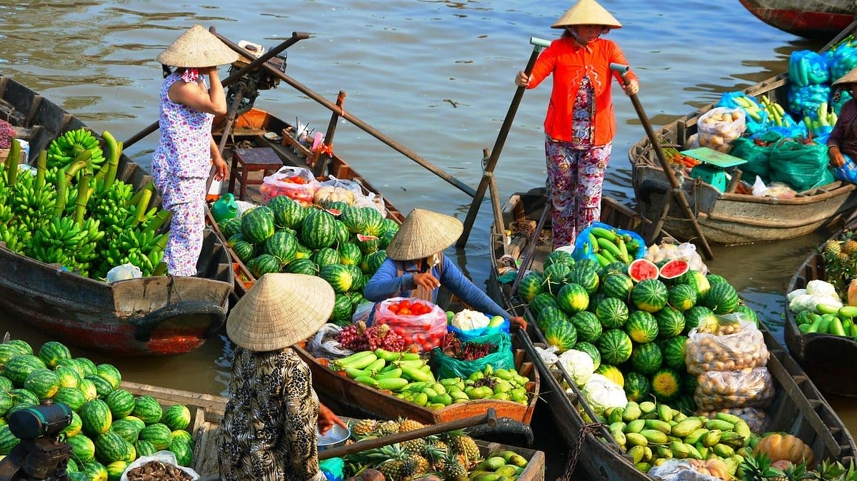 phong-dien-floating-market What Makes Phong Dien a Quieter Alternative to Cai Rang?