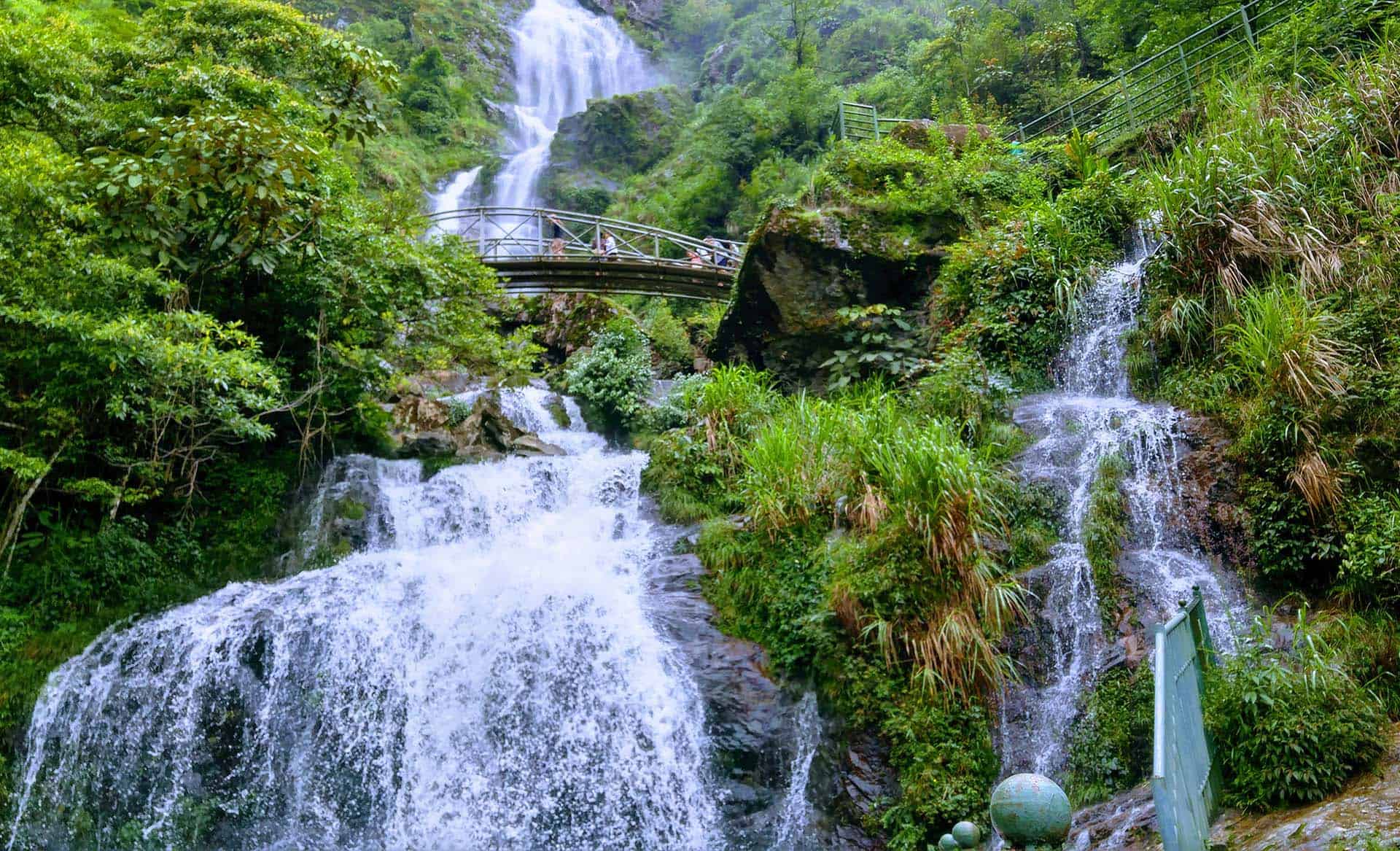 silver-waterfall-sapa Best Scenic Spots for Photography in Sapa: Capture Vietnam's Beauty