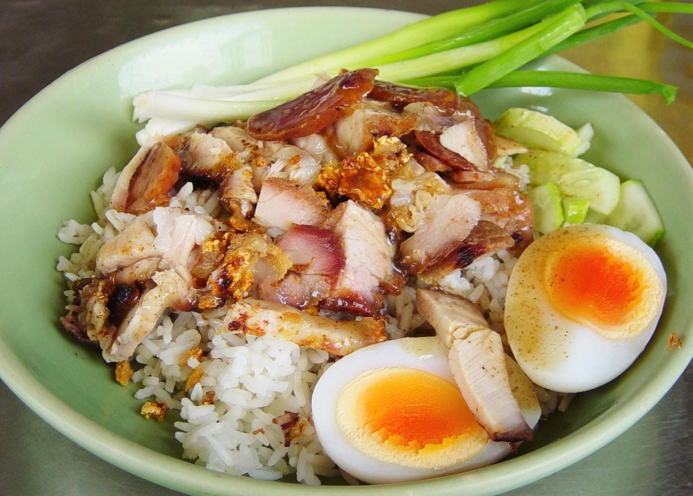 Top 10 Local Street Foods in Bangkok You Must Try 3205116 Top 10 Local Street Foods in Bangkok You Must Try