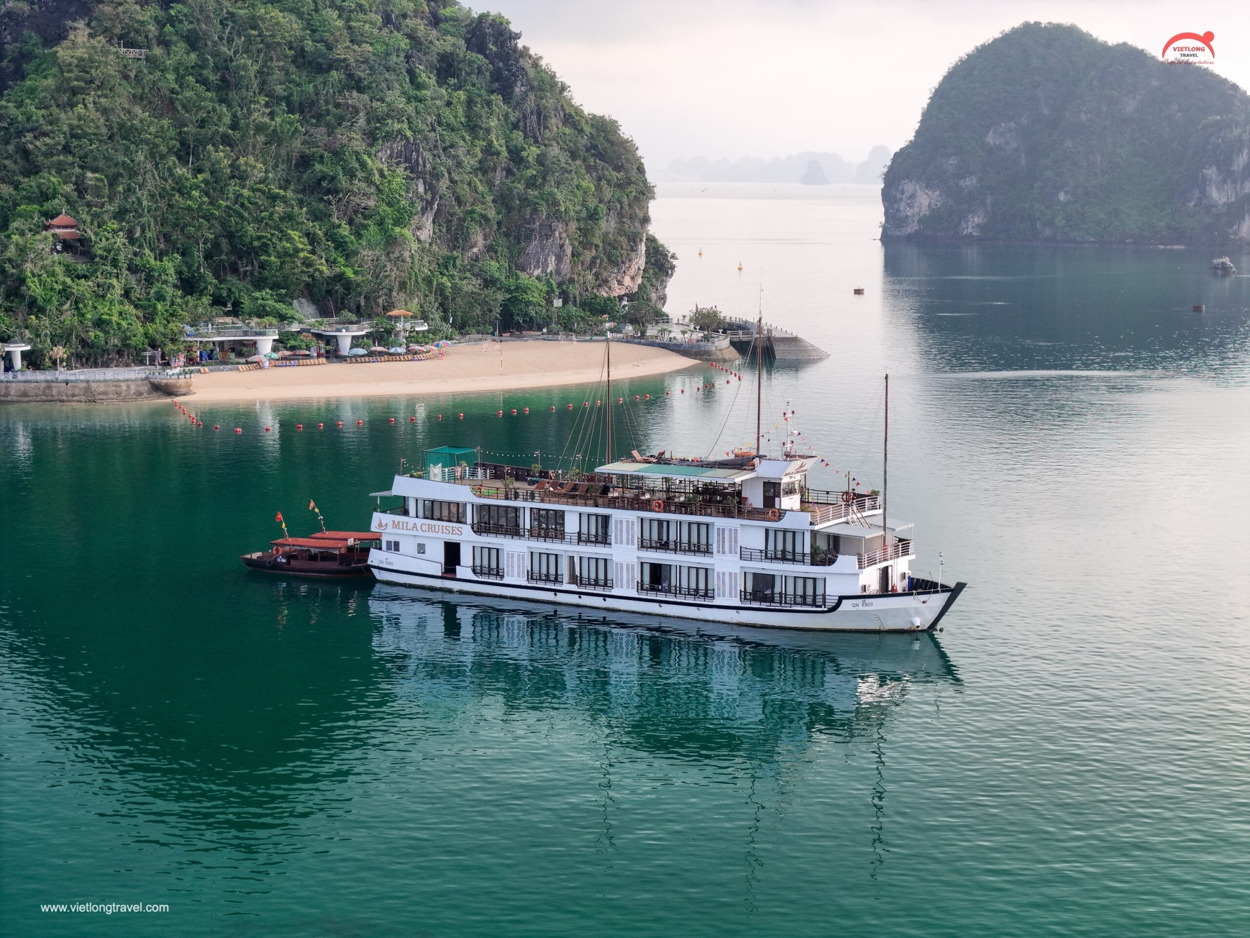 mila-cruises-over-night-cruise-tour-in-ha-long-bay-11 Why International Tourists Still Flock to Vietnam During the Low Season